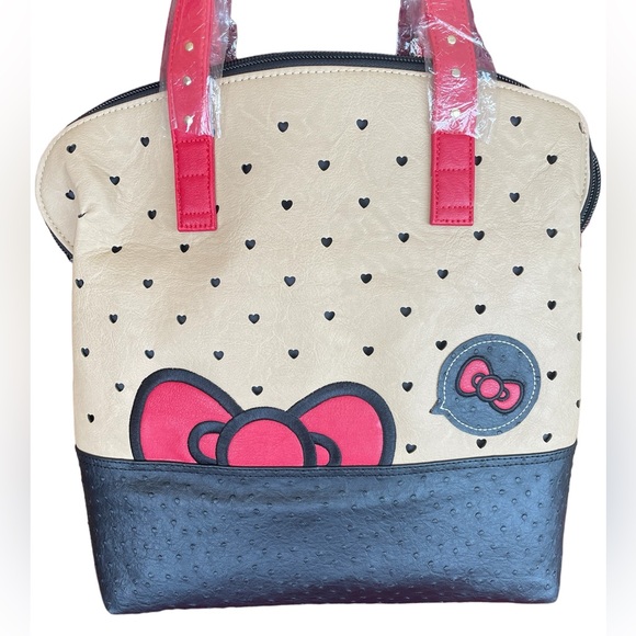 Hello Kitty Loungefly Handbag - Picture 5 of 11
